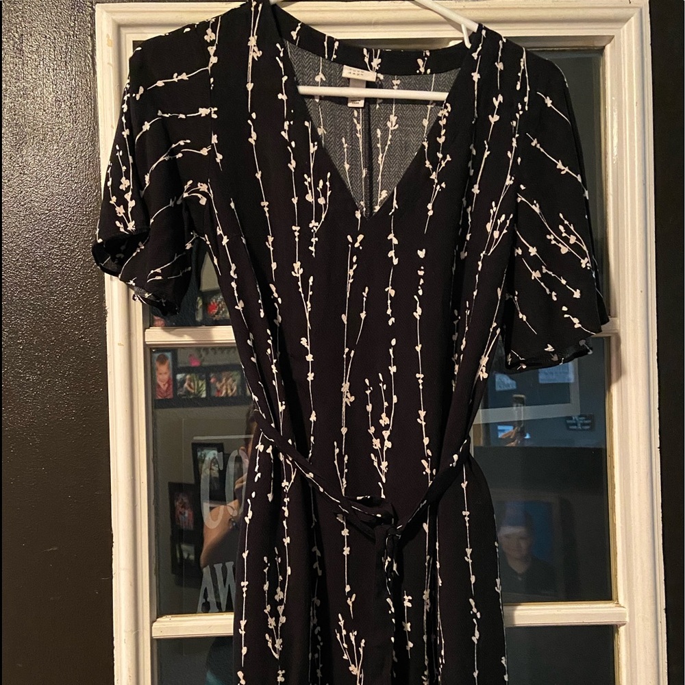 Black & white XS dress